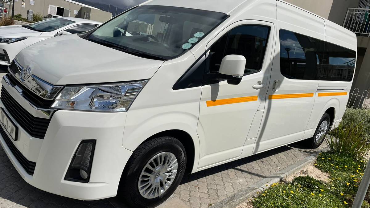Cape Town Airport Transfer Service (13-Seater)