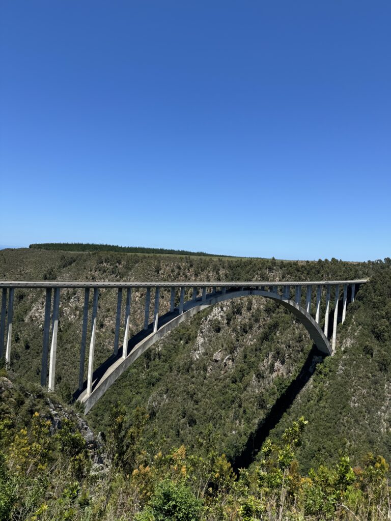 Bloukrans-Bungy-jump-Garden-Route-South-Africa