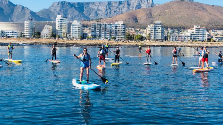 SUP-Cape-Town-Paddle-boarding-Waterfront-Cape-Town-South-Africa-1-2