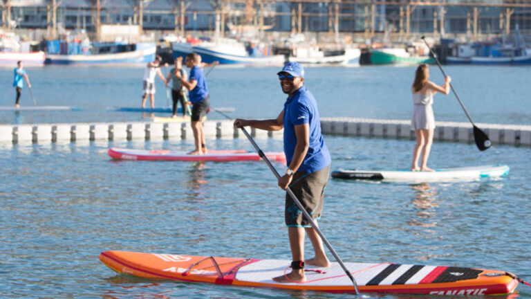 SUP-Cape-Town-Paddle-boarding-Waterfront-Cape-Town-South-Africa-2-1