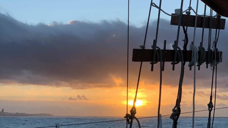 Wild-Horizons-Waterfort-Adventures-Sunset-Bay-sail-The-Spirit-of-VictoriaWaterfront-Cape-Town-South-Africa-2